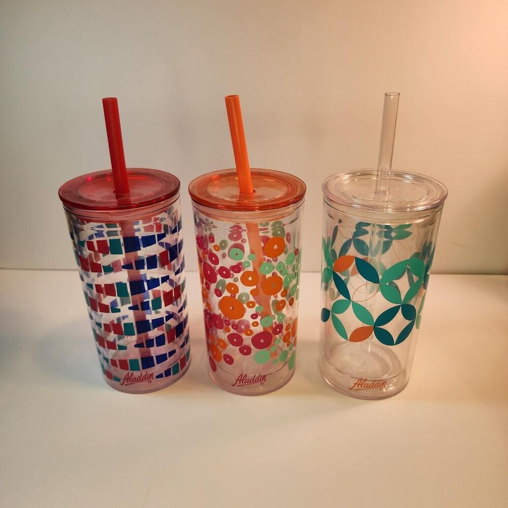 Lot Of Three Colorful Aladdin Cups Lids Straws Fun Drinks Bar Party